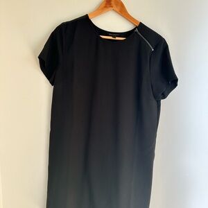 Banana Republic Elegant Black Dress with Pleated Back